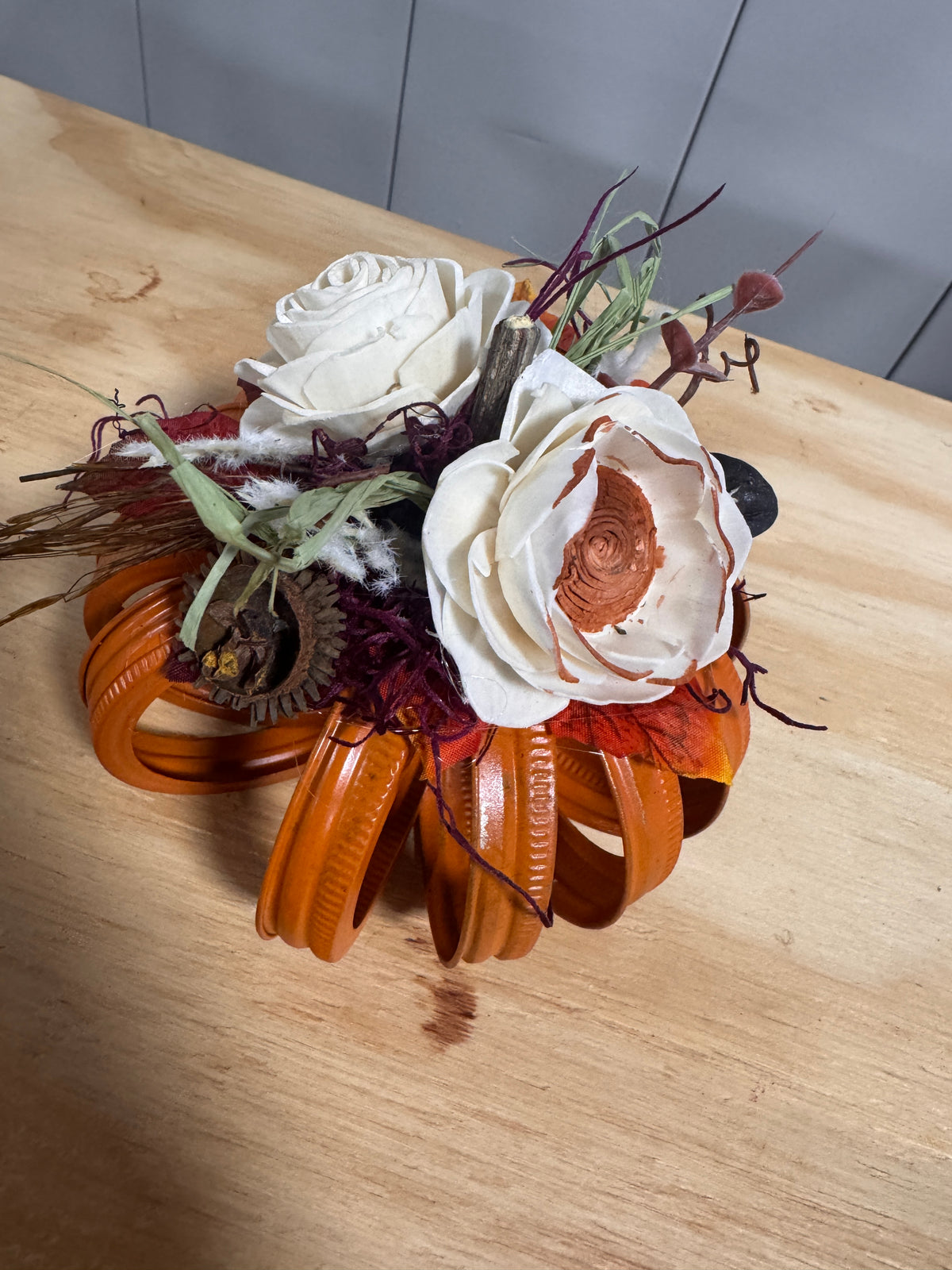 Fall Mason Jar Lid Pumpkins