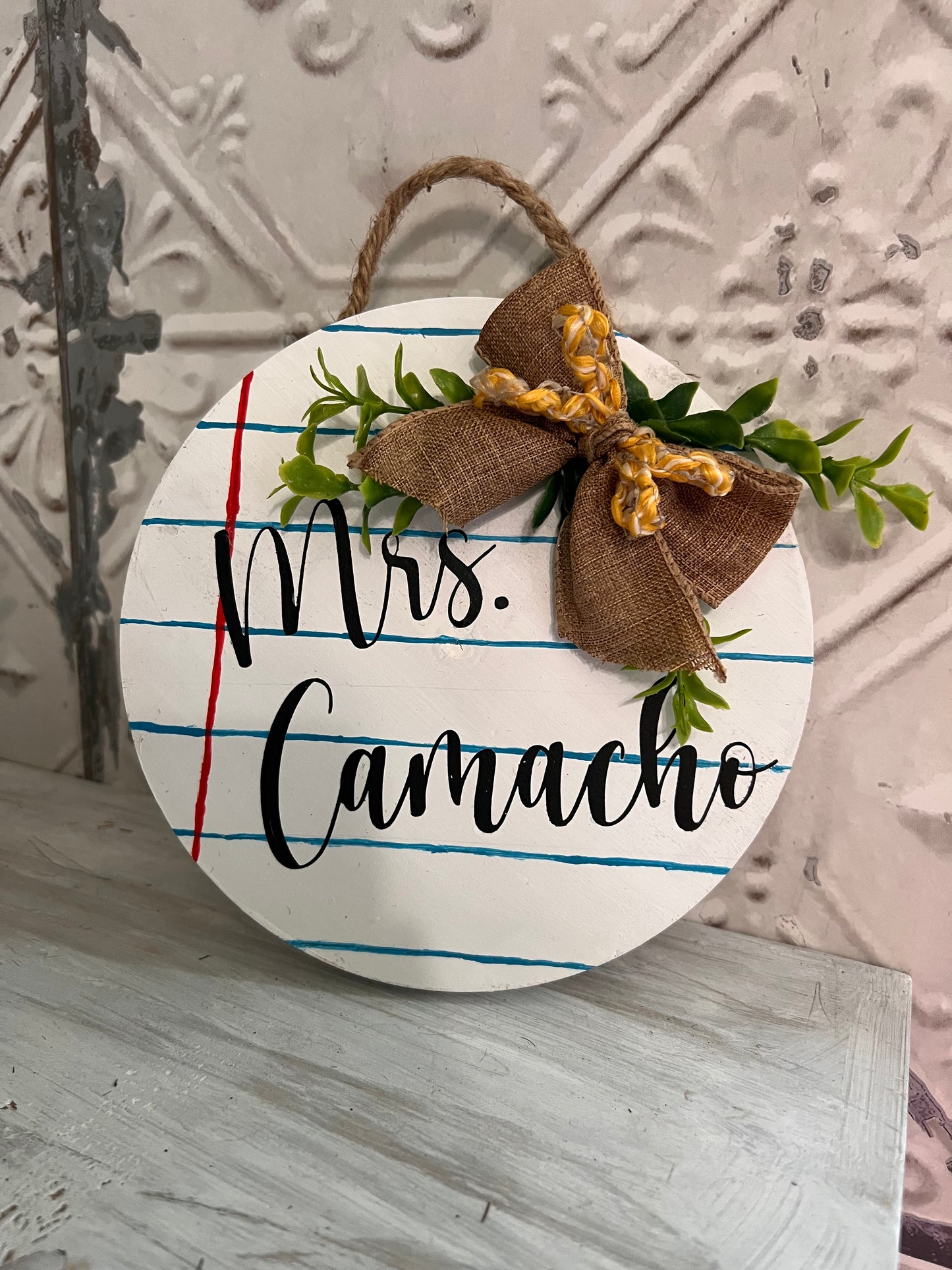 Small-Painted Teacher Notebook Wood Round
