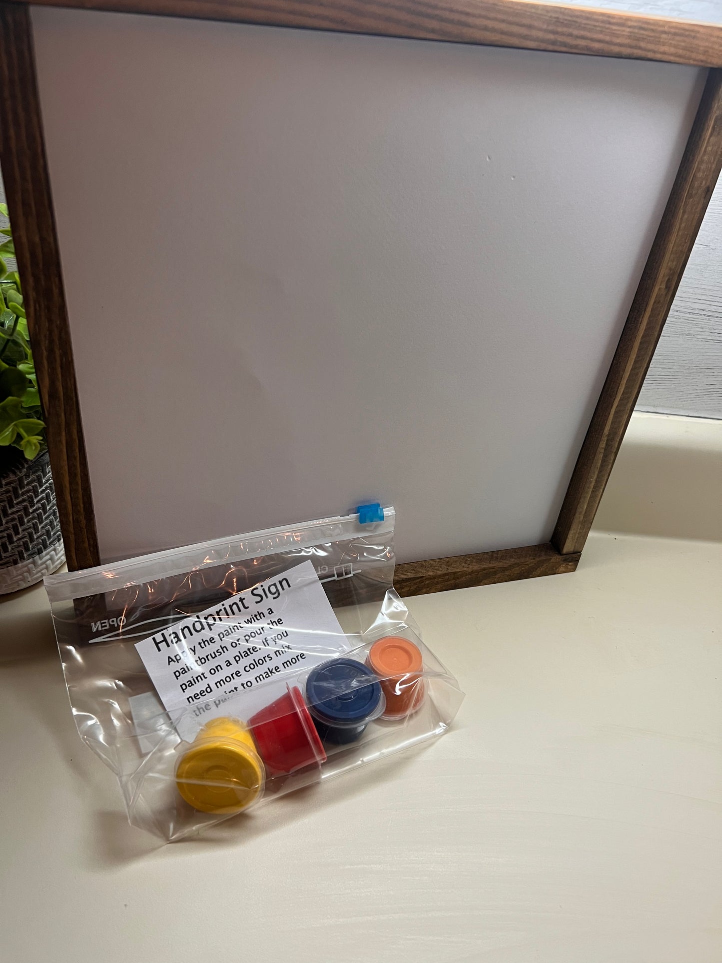 DIY Kit- Parent/Grandparent Handprint Sign