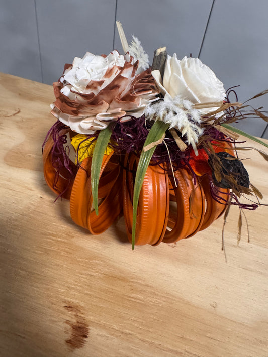 Fall Mason Jar Lid Pumpkins
